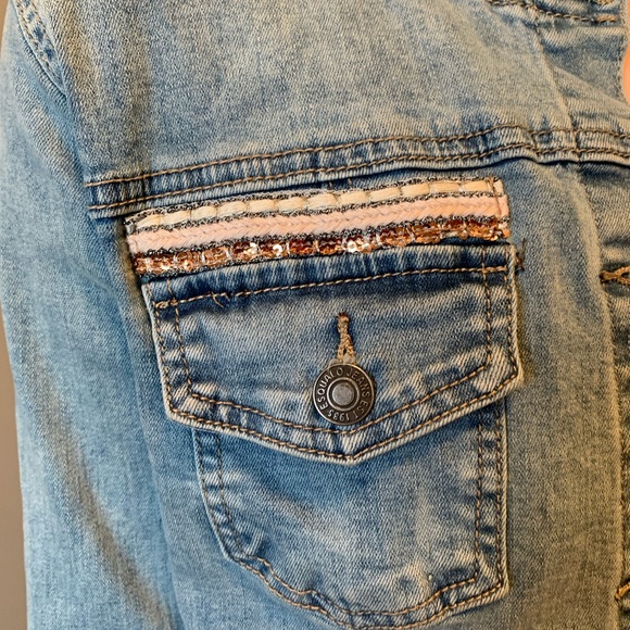 Embroidered Jean Jacket - Picture 5 of 7